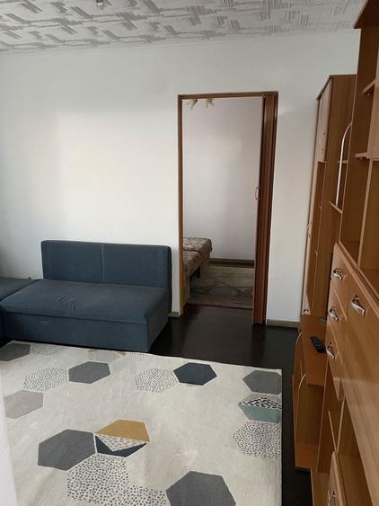 Inchiriez apartament 3 camere - 7