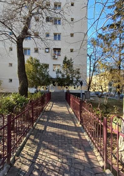 Garsoniera de vanzare | Titan | Metrou | bloc reabilitat | confort 2 - 7