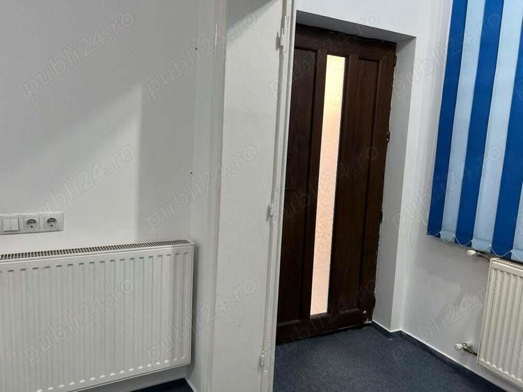 Propietar ofer spre inchiriere casa pe parter, 2 camere, renovata integral, sector 5 - 8