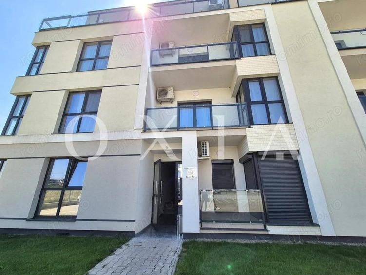 Apartament cu 3 camere semidecomandat în Torontalului