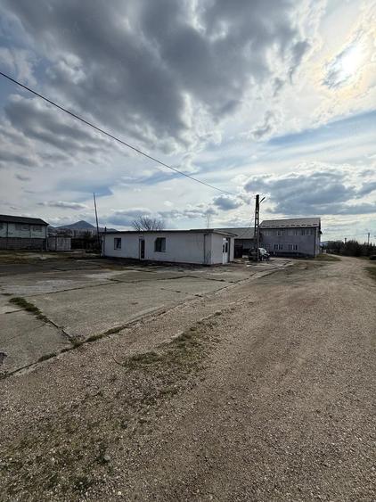 Spațiu comercial, de 15,500 mp, în Central