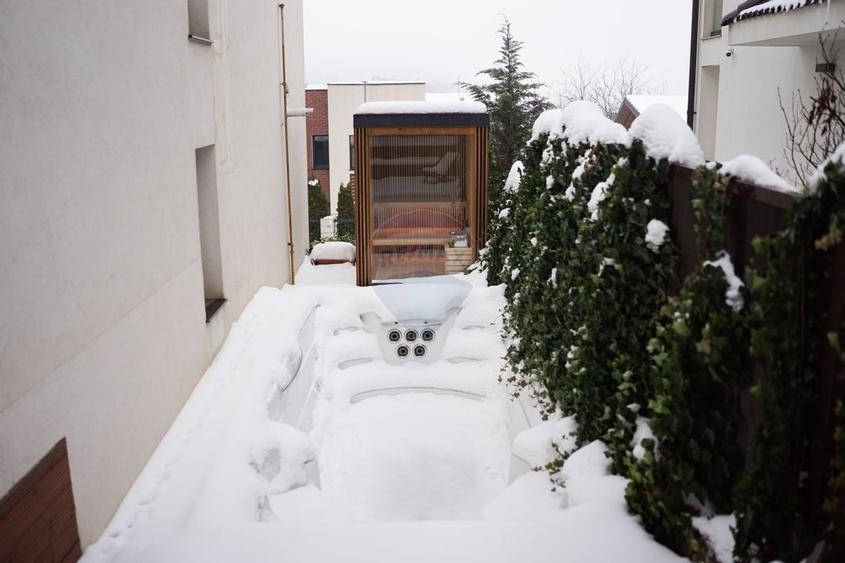 Vilă ultrafinisată cu două unități locative în zona Gruia - 13