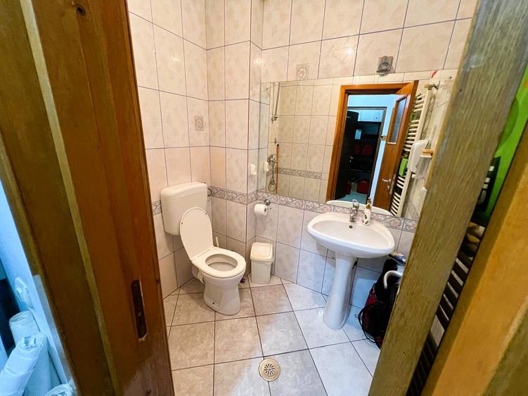 Casa cu potential fantastic amplasata excelent in zona Stefan cel Mare - 7