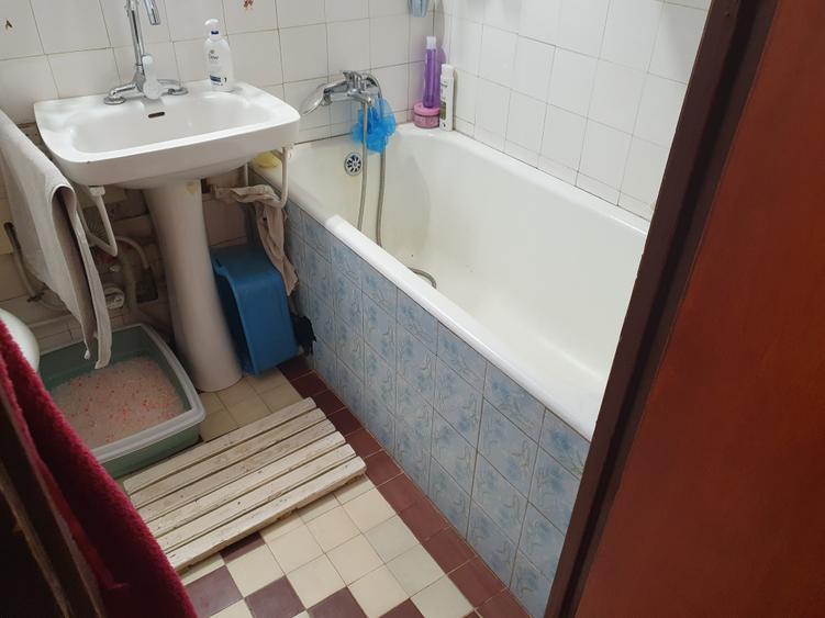 Vanzare-4 camere-1/4-dec-Dr Taberei-Cetatea Histria-reabilitat-165000E - 6