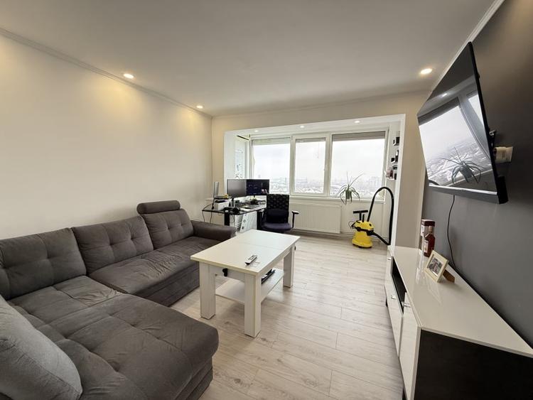 Apartament luminos, 2 camere, decomandat - Complexul Studentesc - 2