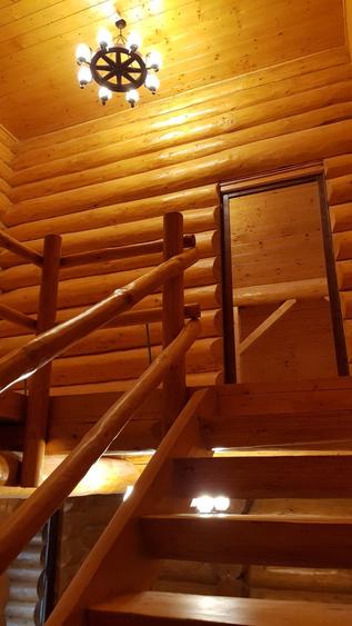 Vila superba din busteni si piatra pentru cei care doresc sa iasa din tipare ! - 10