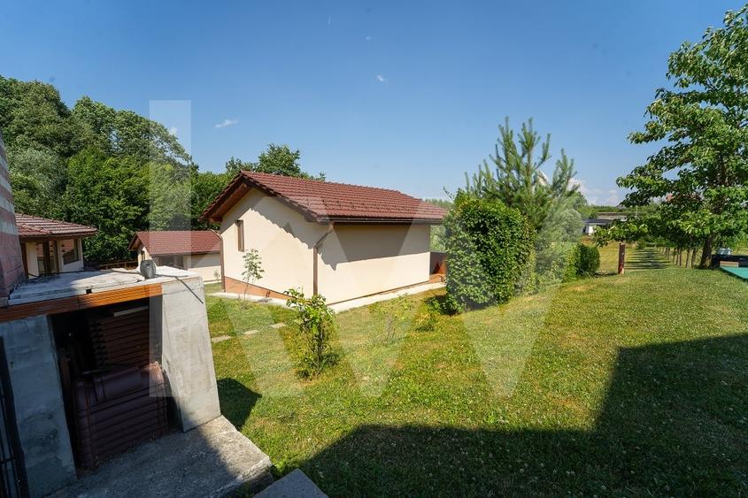 4 Casute de vacanta cu teren de 2000 mp liberi Cisnadioara - 10