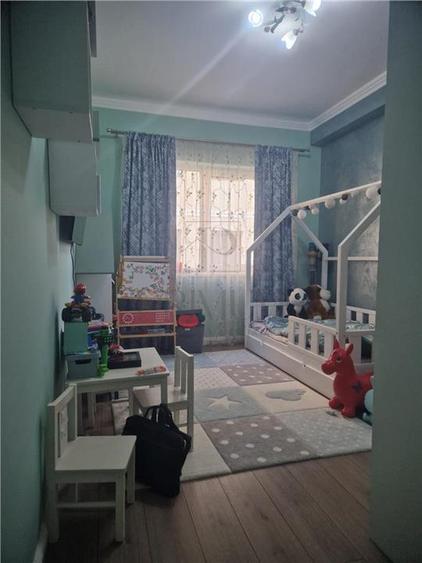 GIROC | 3 CAM | ET.1 | DECOMANDAT | 2 BAI | 2xPARCARE | INCALZIRE PARDOSEALA - 11