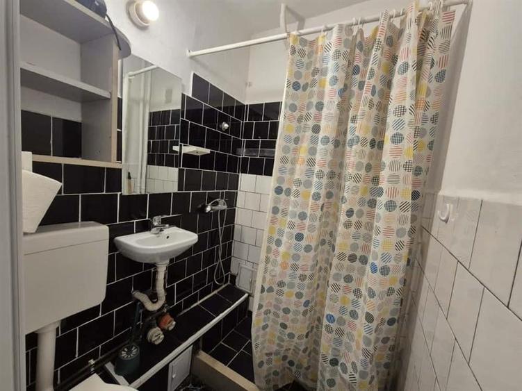 RECO Spatiu Comercial in Oradea zona  Rogerius - 5