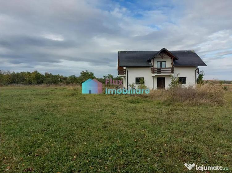 Casa cu 8450 mp teren in Solca - 9
