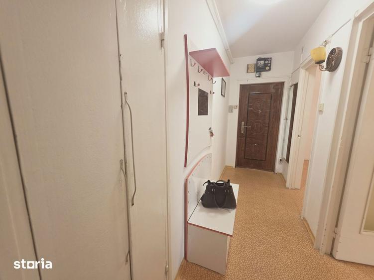 Vand apartament 3 camere zona Centru Civic -Grivitei - 8