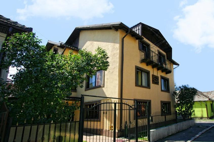 Vilă P+E+M Complet Mobilată, Zona - Spitalul Județean - Acte la zi  - 1