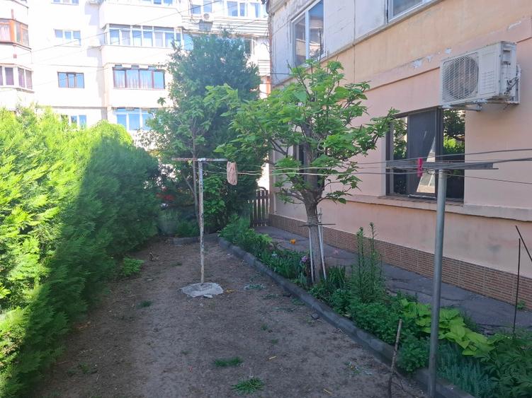 Vând apartament 2 camere - 12