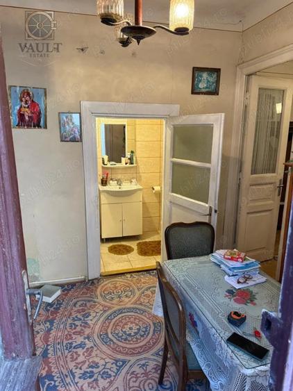 Casa cu 5 camere + curte proprie –  la 3 minute de metrou Piata Muncii - 3