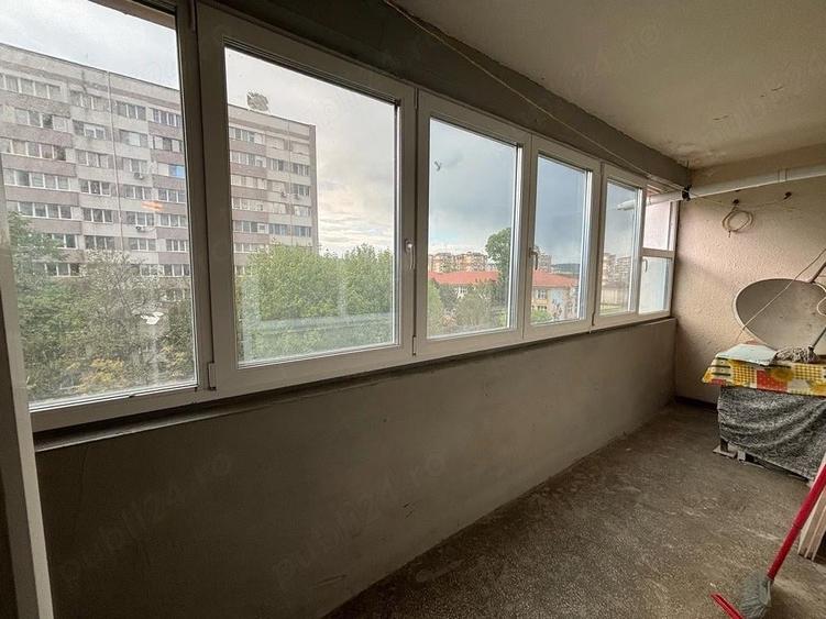 vind apartament in hundoara 2 camere - 1