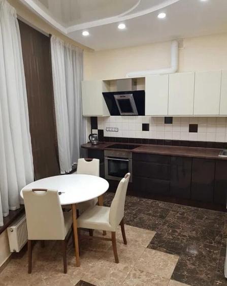 Garsoniera de vanzare zona Universitate - 3