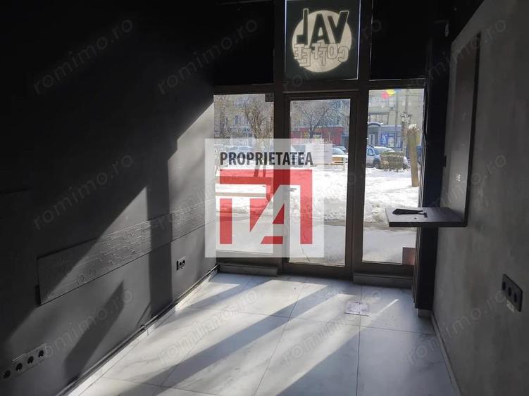 Saptiu de inchiriat 12 mp Bd Regel Mihai 1 - 4