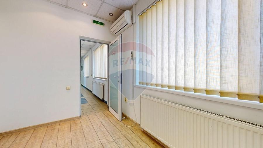 Birouri de închiriat în Brașov, Centrul Civic, clădire de birouri - 12