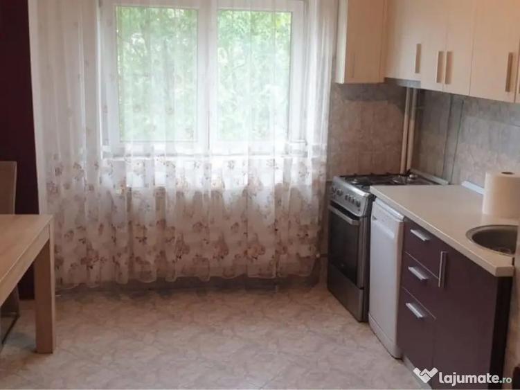 Apartament 3 Camere |Aparatorii Patriei &Decomandat Etaj 2 - 2