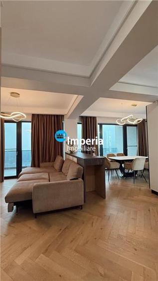 Apartament 3 cam, decomandat, de vanzare zona Copou - 2