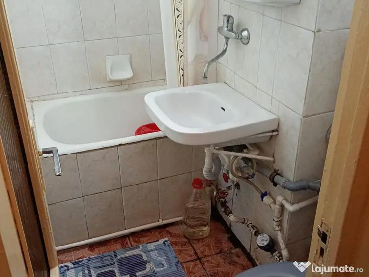 Vand apartament 2 camere central - 7