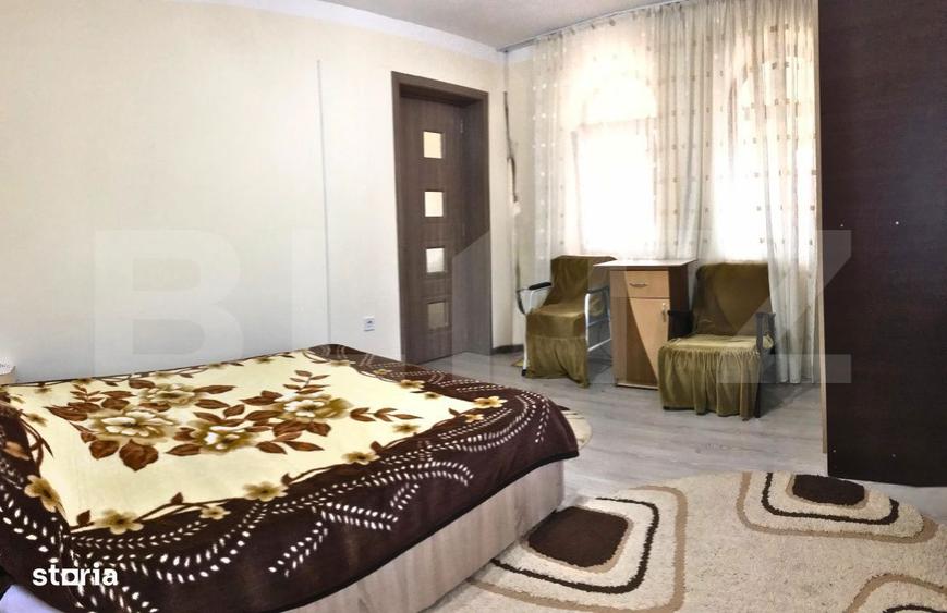 Casa Spatioasa cu 1.250 mp Teren, Mobilata si Utilata Aproape de M - 9