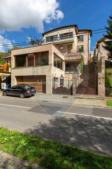 Casa spectaculoasa in Media? re?edin?a antrenorului Cristi Pustai
