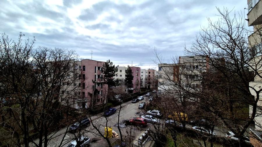 Apartament cu 4 Camere si Suprafata Generoasa pe Bulevardul Nicolae Titulescu - 11