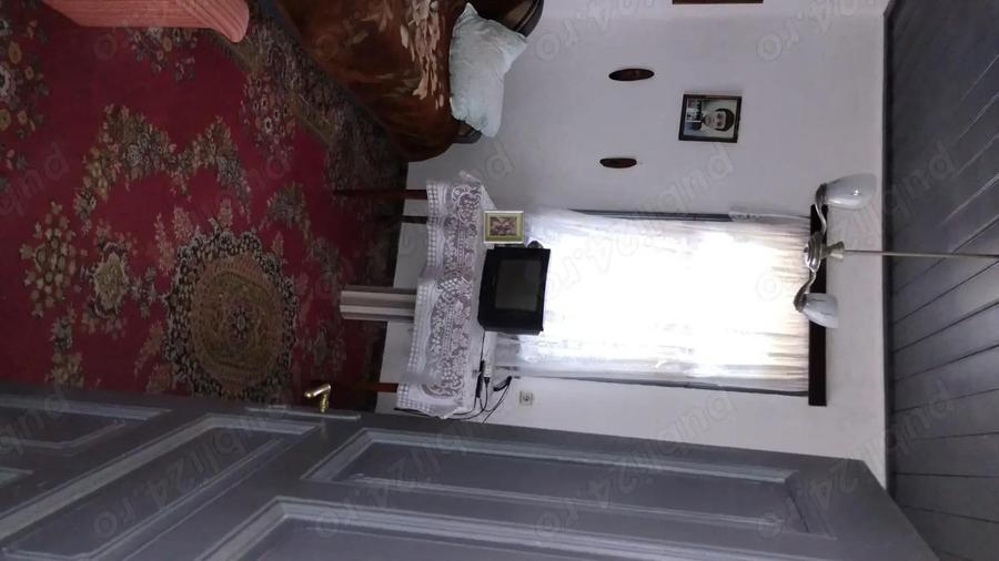 Vand casa la tara - 3