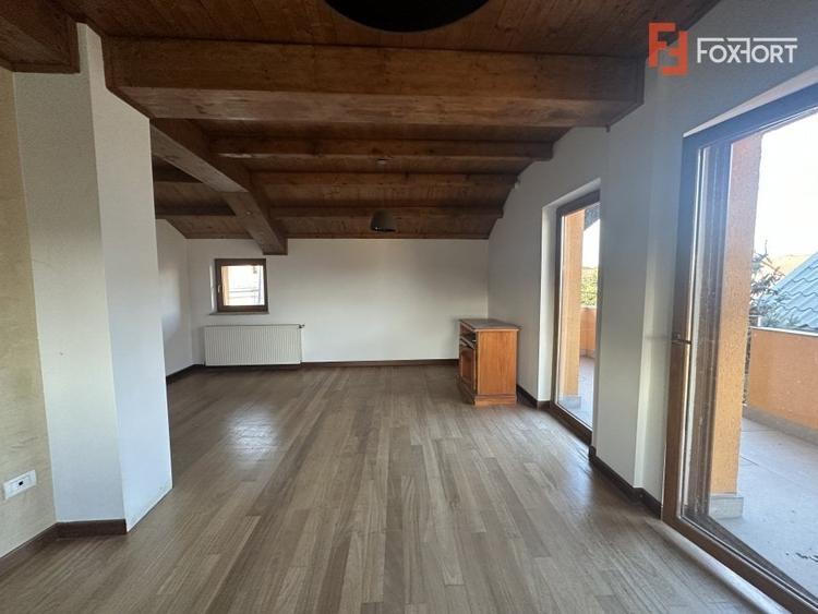 Casa individuala cu 10 camere si piscina, in Dumbravita - ID V5614 - 13