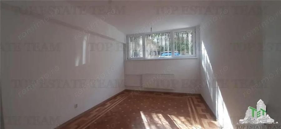 Spatii comerciale de inchirat 12 euro mp, ultracentral - 14