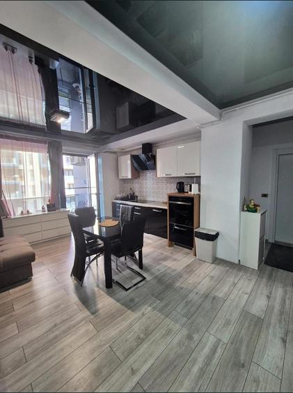 Apt 2 cam 60mp cu parcare Mamaia Nord,piscina exterioara, la100 m plaja - 3