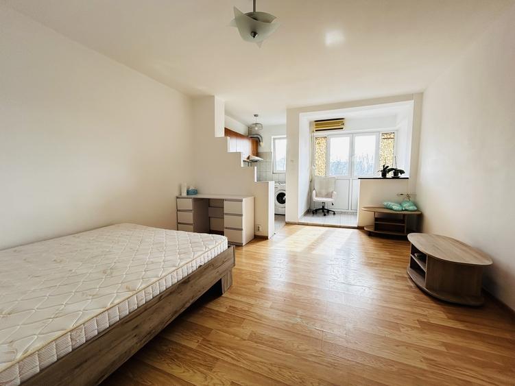 Titan -Costin Georgian 5 min metrou Inchiriere Garsoniera - 6