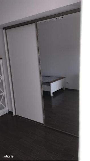 Apartament cu 4 camere, mobilat în Plopilor