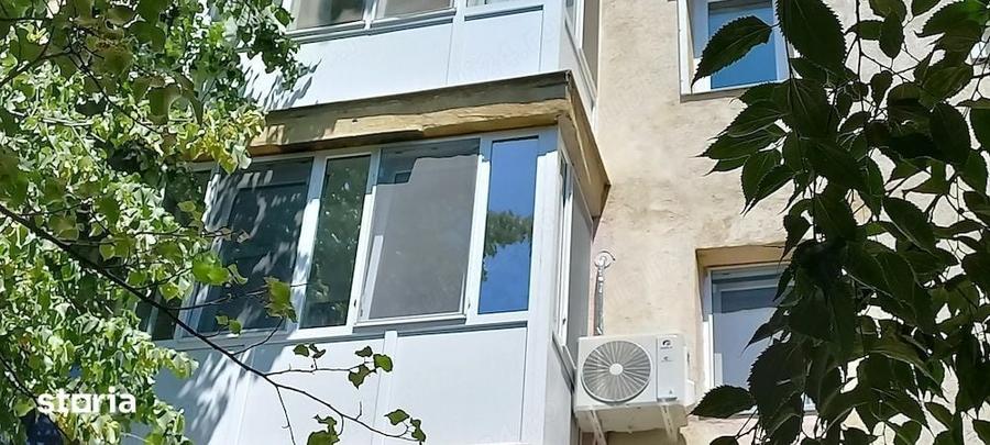 Apartament cu 3 camere semidecomandat în Nord