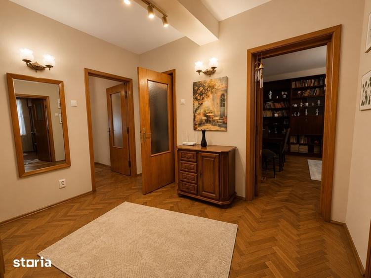 Apartament cu 3 camere decomandat în Bistrița Lac