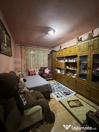 Casă cu 3 camere cu Teren 211 Mp în Cernele