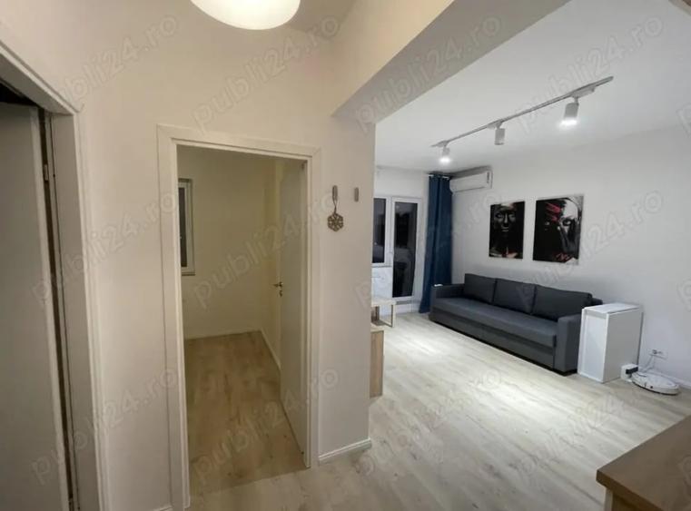 Apartament cu 2 camere decomandat, mobilat în Regie