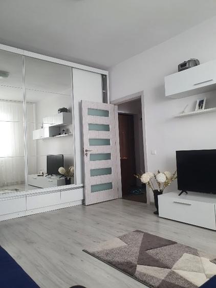 Garsonieră decomandată, mobilată în Theodor Pallady