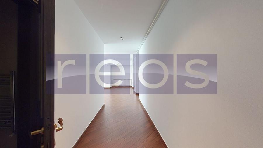 Apartament cu 4 camere decomandat în Beller