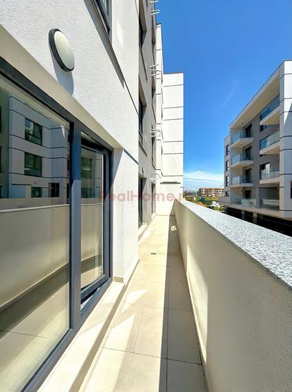 Apartament cu 3 camere decomandat în Theodor Pallady