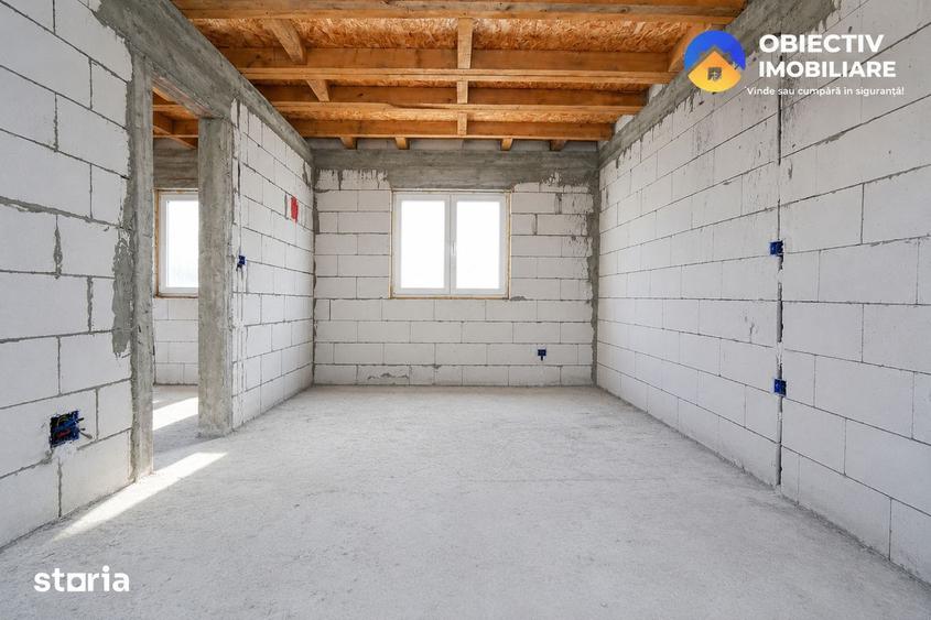 Casă cu 3 camere cu Teren 2335 Mp în Bodești