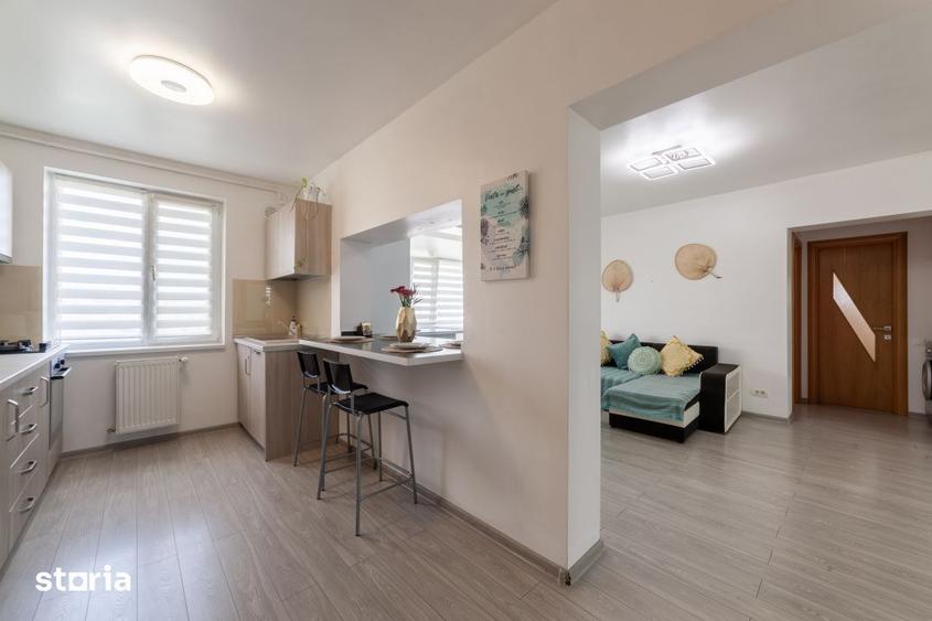 Apartament cu 2 camere semidecomandat în Calea București