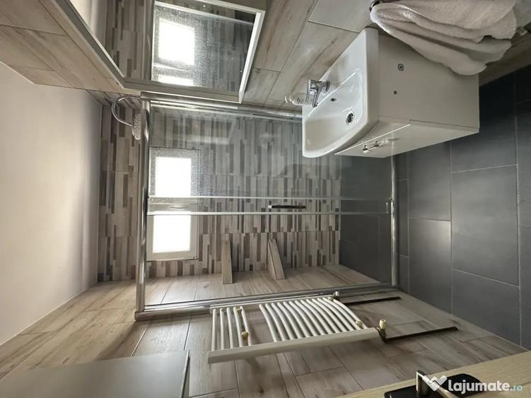 Apartament cu 2 camere semidecomandat în Central