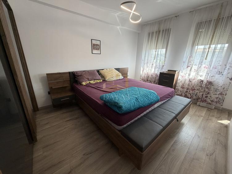 Duplex cu 5 camere cu Canalizare în Borhanci