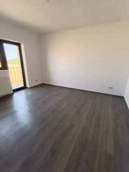 Vila Noua De Vanzare 4 Camere Afumati | Curte 300 MP - 7