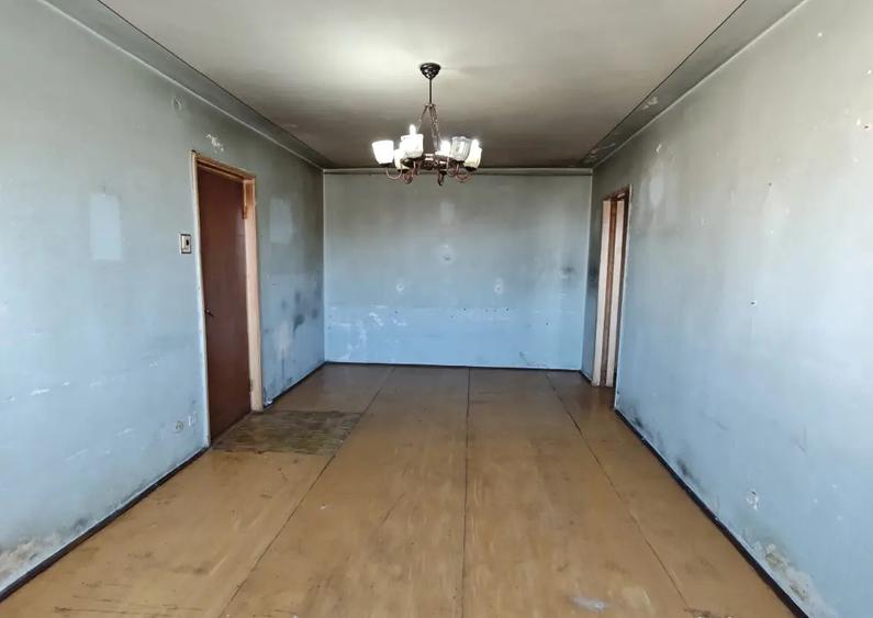 Apartament 2 camere - 55mp utili+balcon, etaj 10/10, central - 10