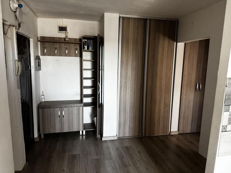 Chirie apartament 2 camere, Nufarul - 2