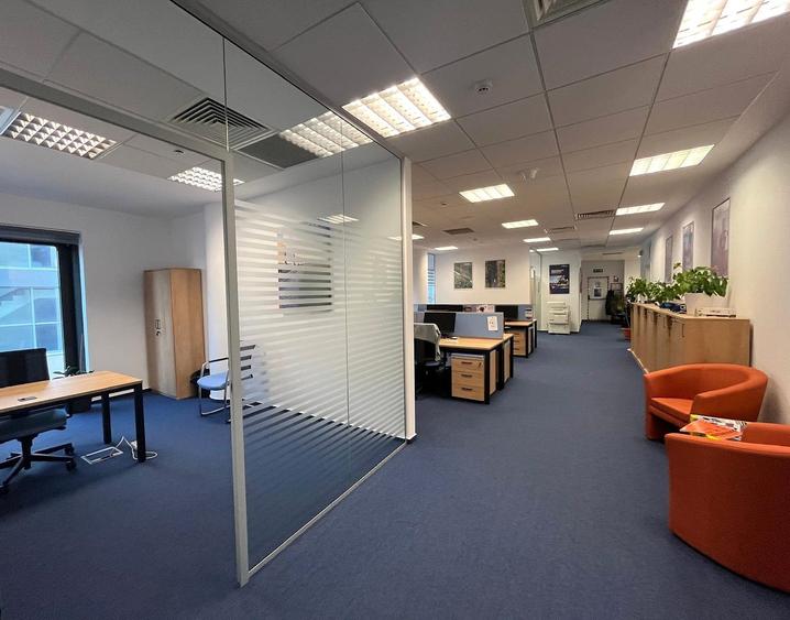 Piata Victoriei -spatii birouri,  170 mp SI 322 mp - 4