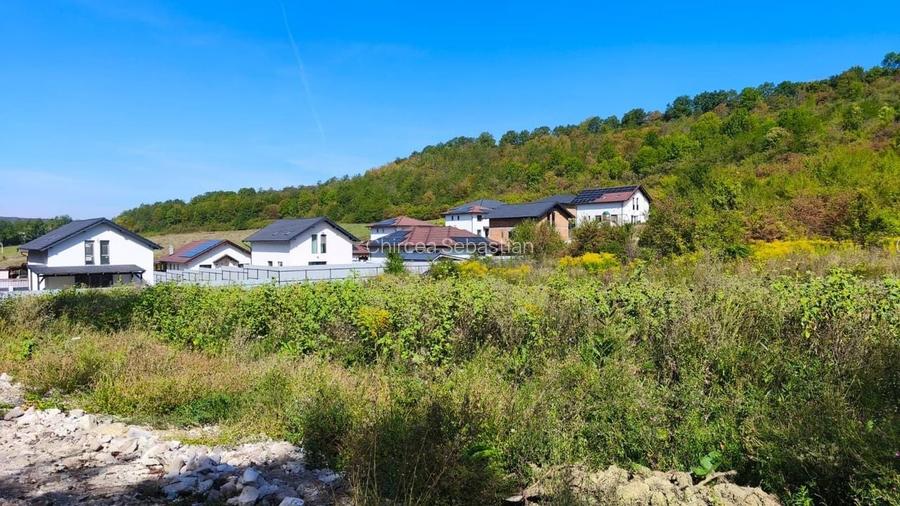 Corunca - 650 mp cu PUZ - zona superba si linistita